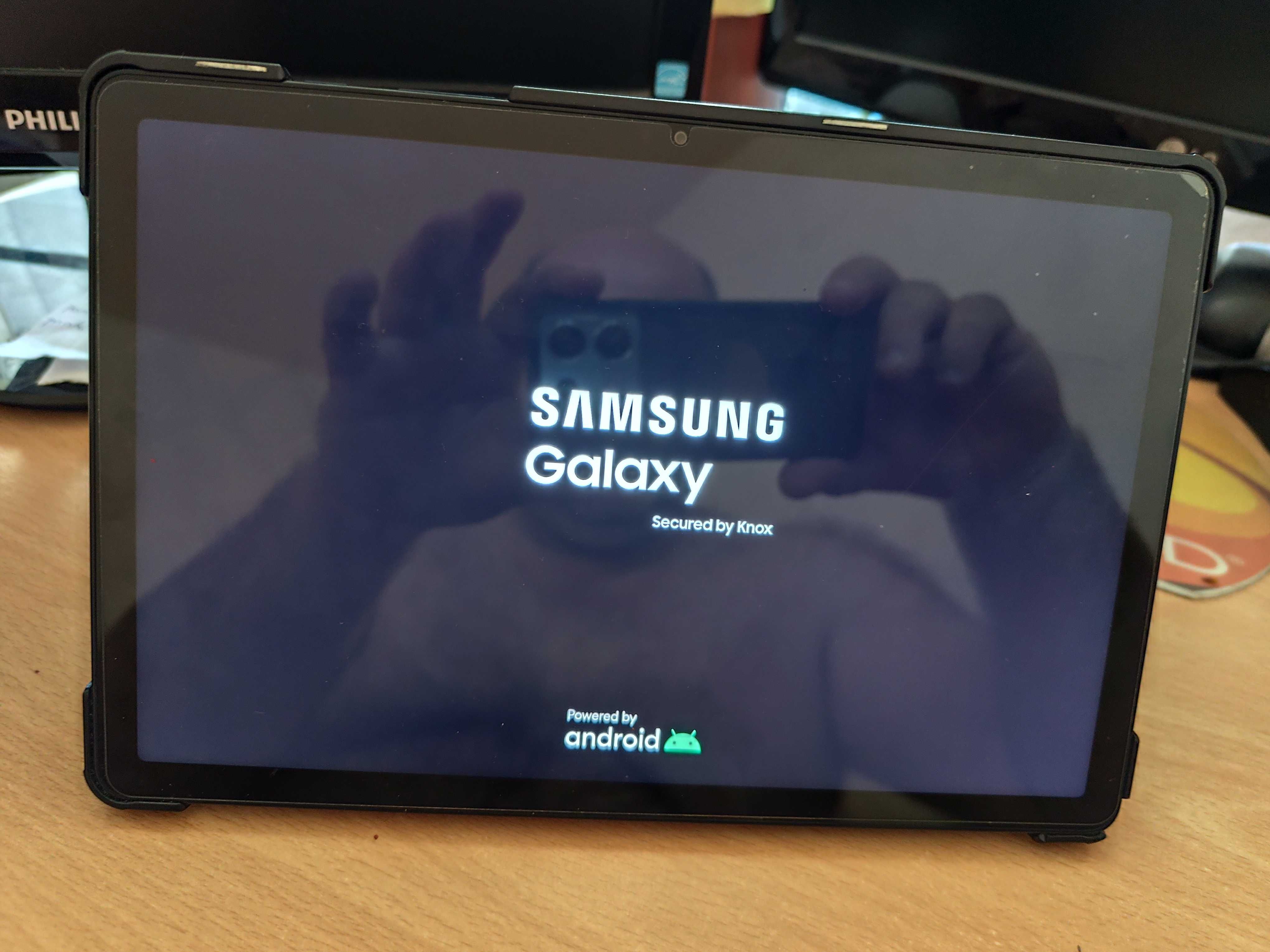 Vând tableta Samsung Tab A9+5G