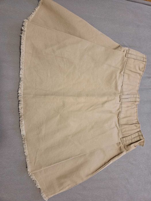 Пола HM, 9-10год, отлично състояние