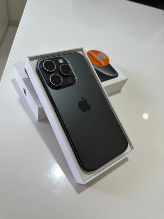 Iphone 15 PRO MAX black baterie 93%