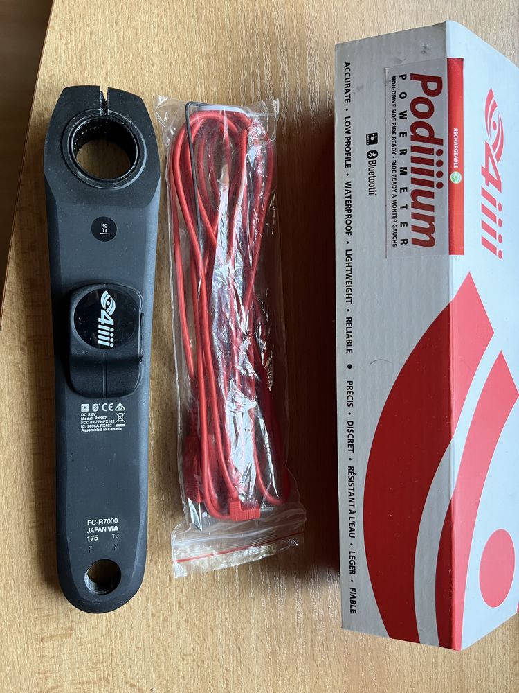 Powermeter 4iiii Podium 105 R7000, касета Shimano 105 R7000 11-30