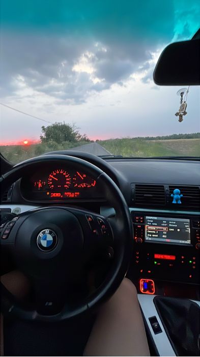 Vand BMW e46 sau schimb cu e90