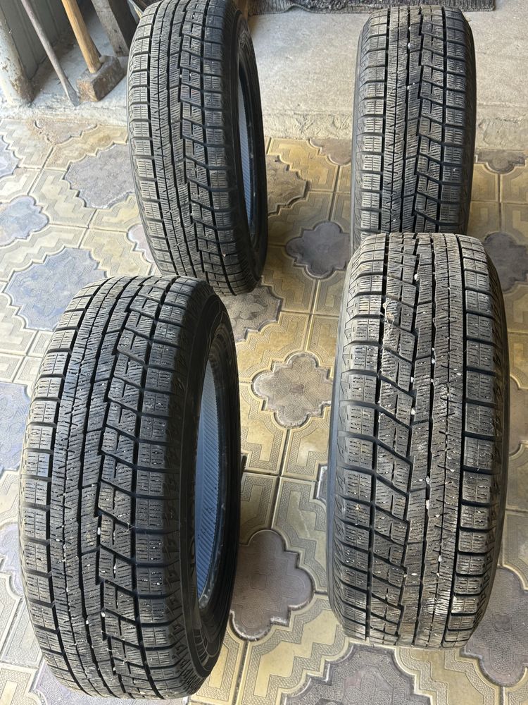 Продам зимние шины Yokohama