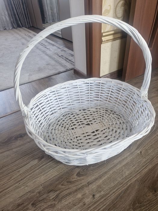 Корзина новая большая