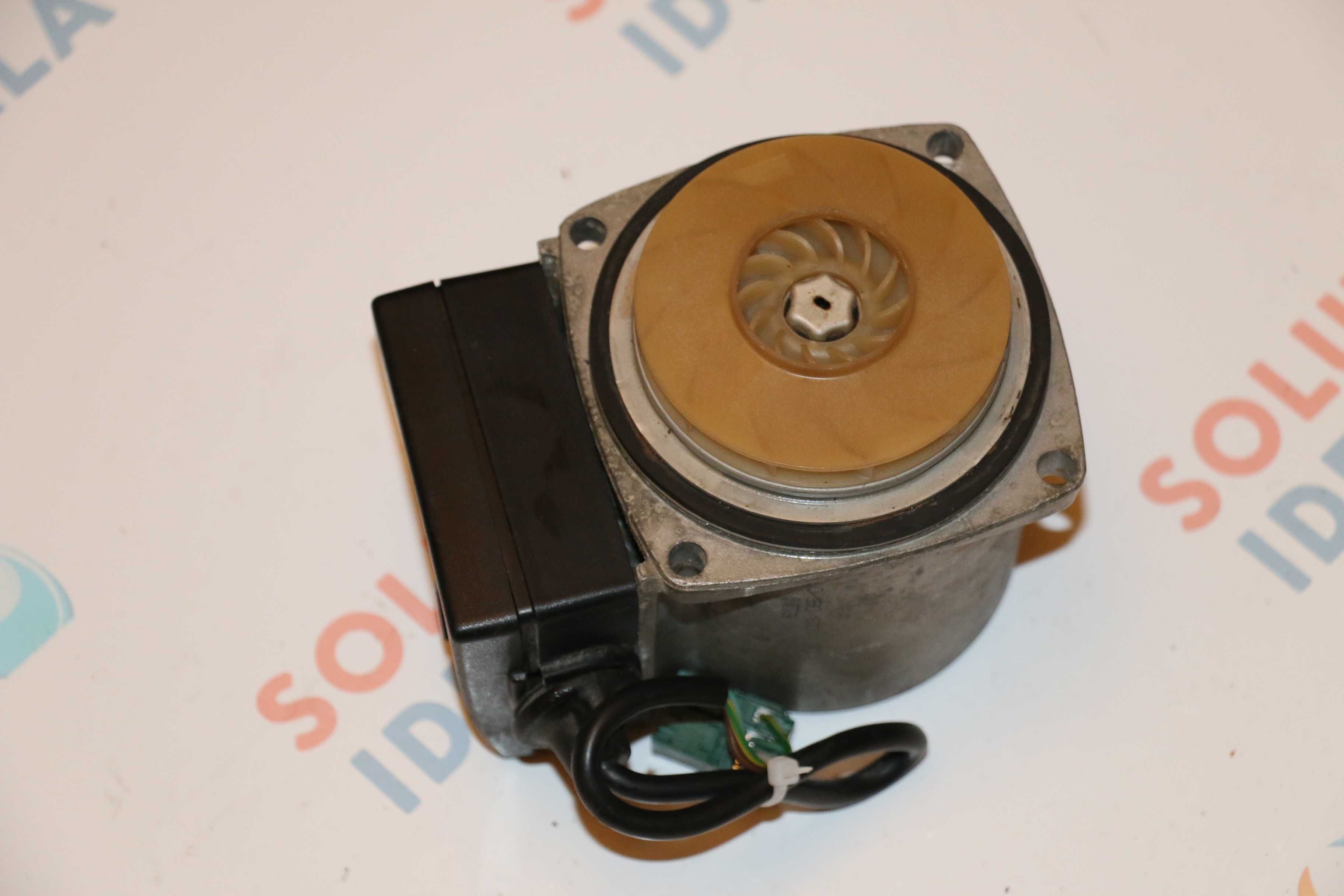 Pompa Grundfos UPS15-50 CES87