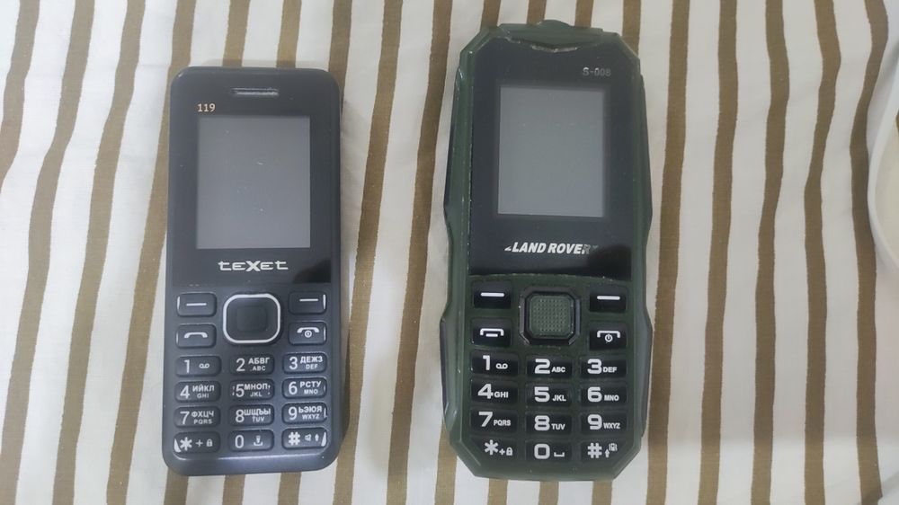 продам кнопочный телефон "Land Rover" и "Texet"