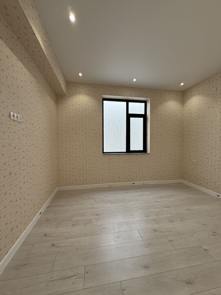 5 хонали TOWN HOUSE сотилади! Сергили Метро 1-бекат
