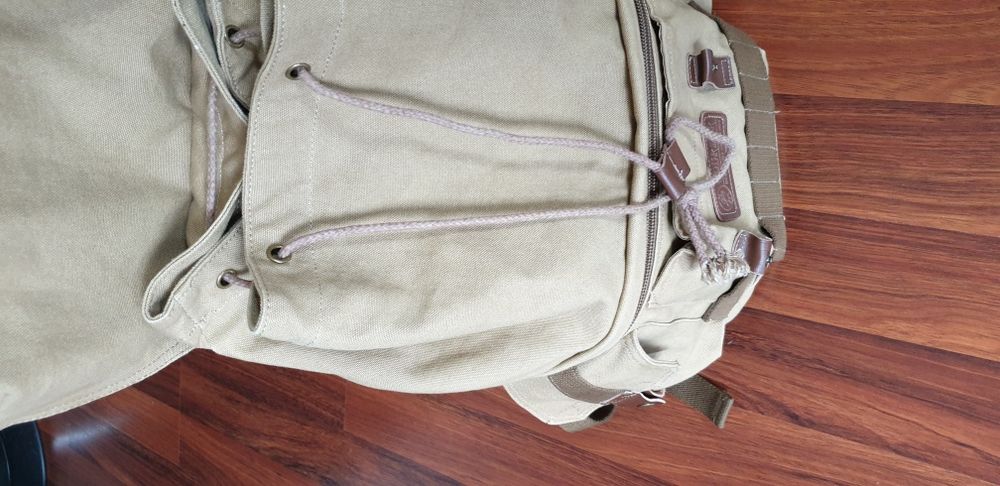 Courser F2001G Canvas Backpack Bag for Canon/Nikon/Panasonic/Fuji Digi