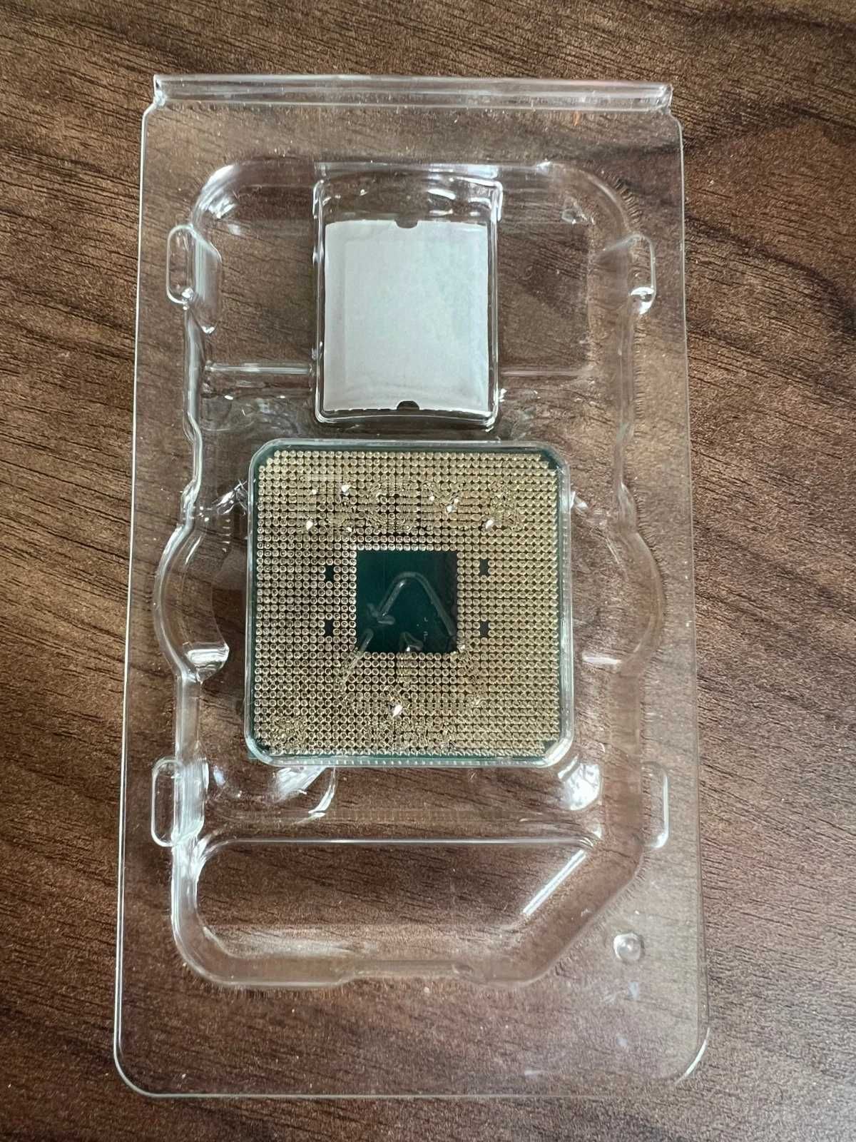 ASUS PRIME B550-PLUS + Ryzen 7 5700X3D 8 Cores (4.1GHz), 96MB, AM4