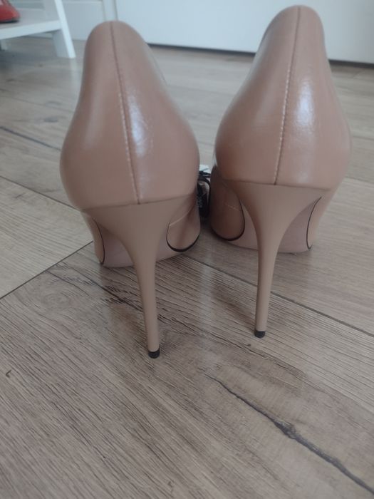 Vând pantofi Zara noi, măr 37