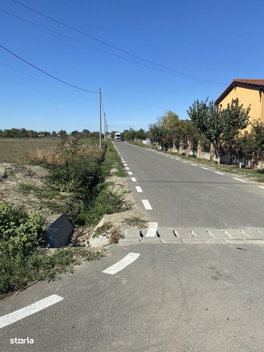 Loc de casa/ teren, 312 m2, deschidere 16 m, asfalt/gaze/curent/apa