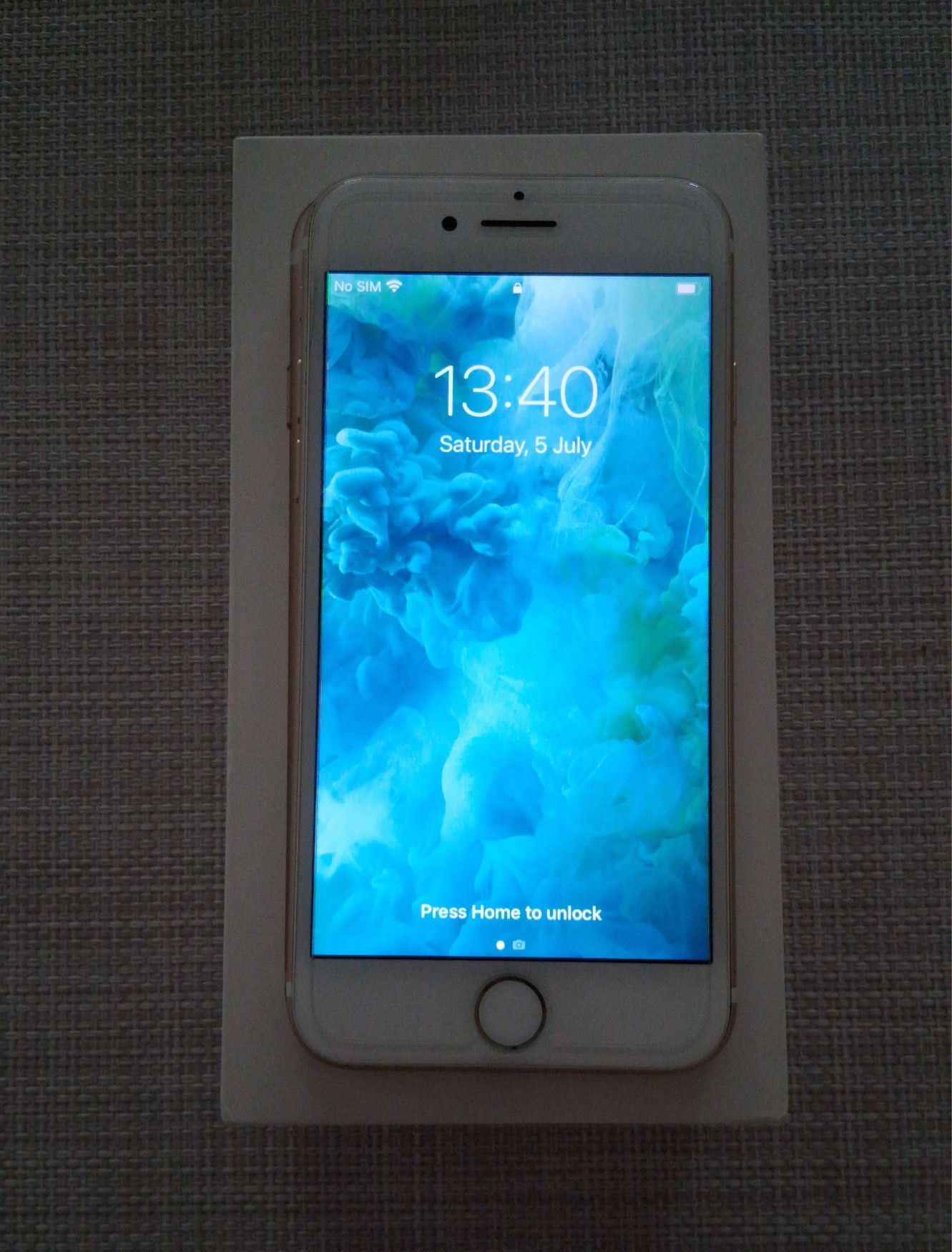 IPHONE 7 GOLD 32GB Много запазен