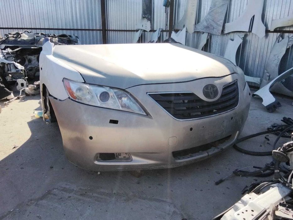 Привозной капот Toyota Camry 40 оригинал
