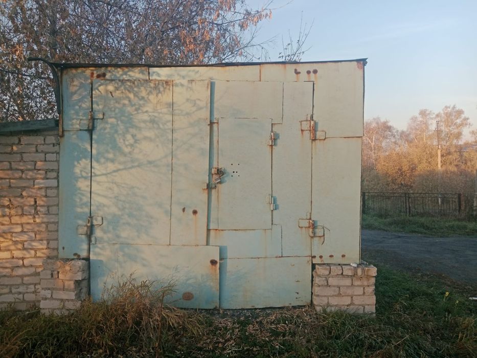 Продам гараж срочно