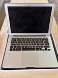 Mac Book Air 1466 incomplet, pentru piese