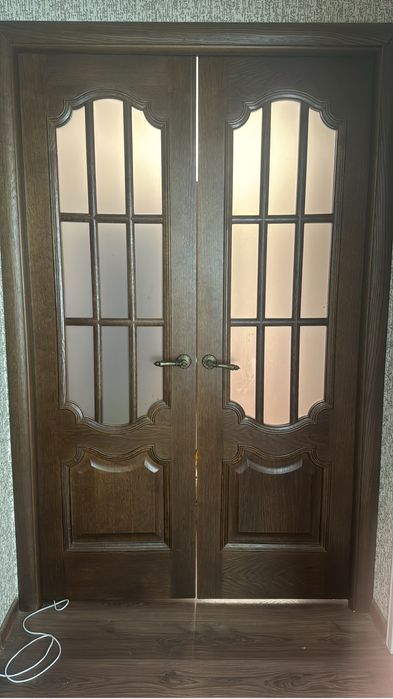 Срочно двери б/у в отличном состоянии