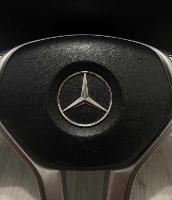 Volan cu padele Mercedes W204 W212 W207 W218 AMG