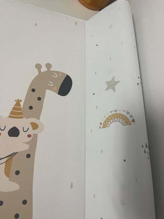 Vand saltea de infasat, nefolosit