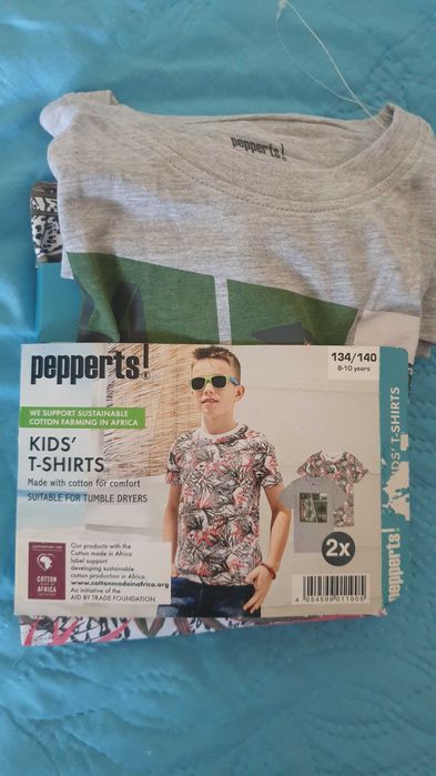 2 бр. детски памучни тениски размер 134-140 за 8-10 г.