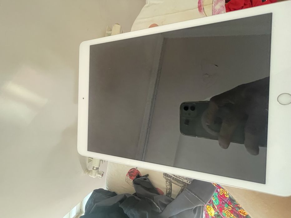 Ipad 7 Ideal holatta + orginal zaryatka