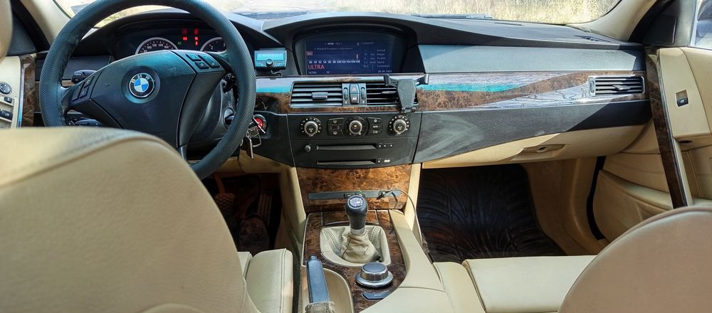 Продавам бмв е 61 3.0 хд 231