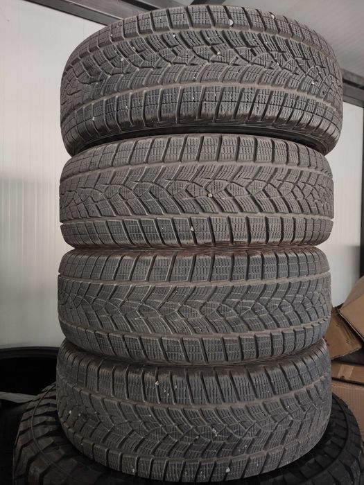 4бр Като нови зимни гуми 215 60 17 - Goodyear - DOT 2023