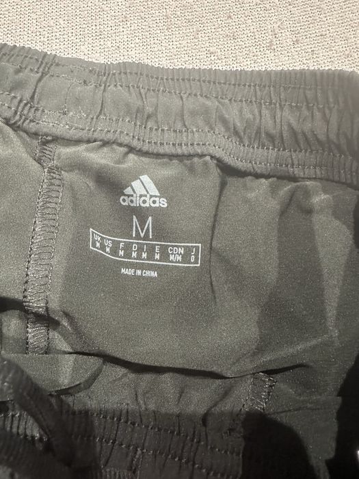 Къси панталони с клин Adidas