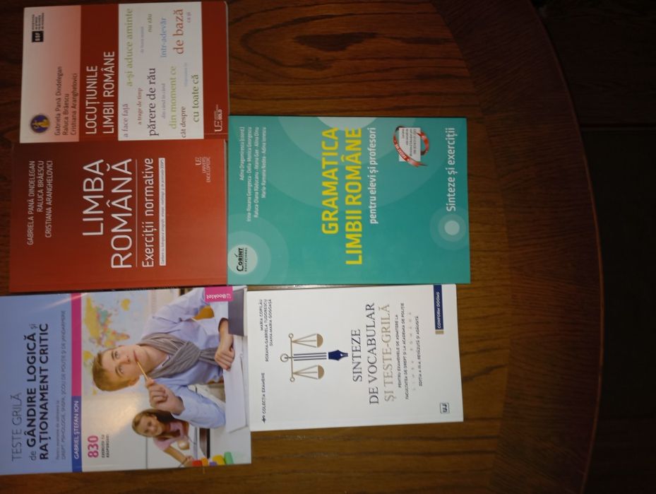 Cărți pentru admitere la facultate