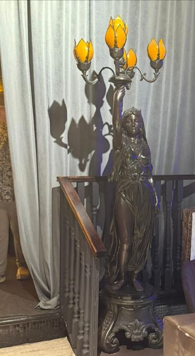 Продам светильник "Дива"