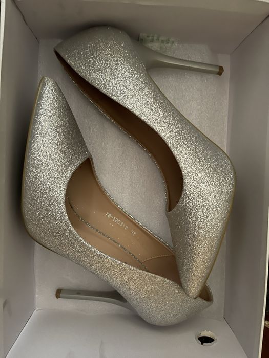 Ayollar tufligi kabluk