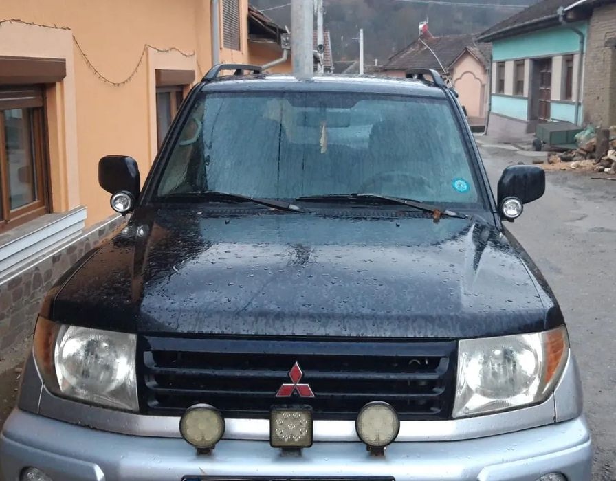 Mitsubishi Pajero Pinin Mitsubishi Pajero Pinin 1.8 LWB 4x4,  toate actele valabile