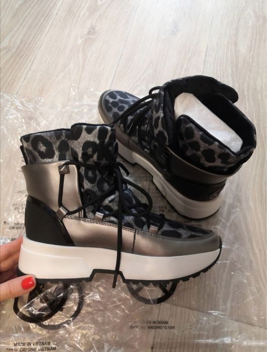 Зимние ботинки michael kors новые