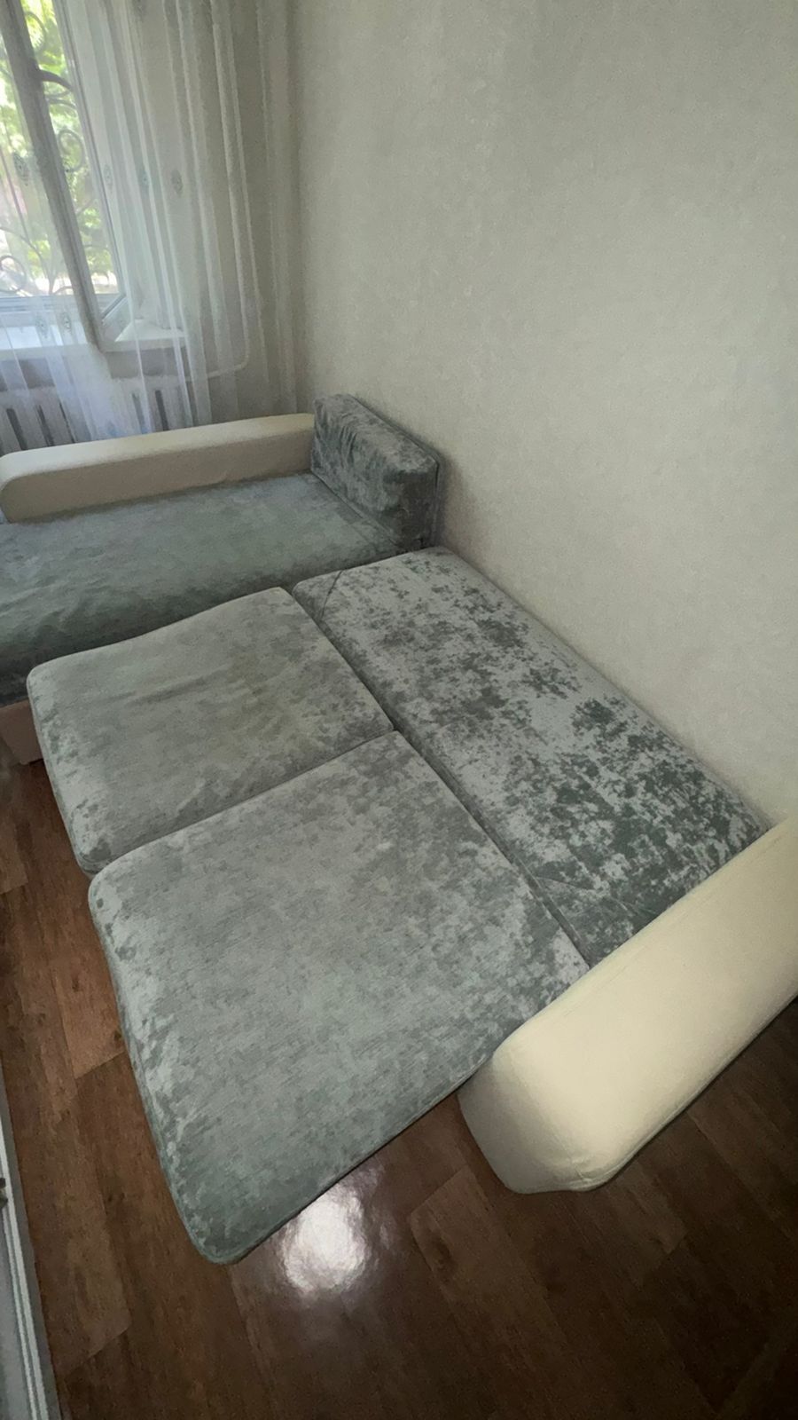 Мягкий диван разборный