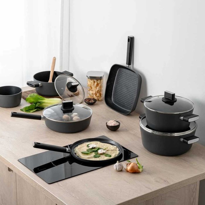 Тиган за палачинки Luigi Ferrero Regina FR-2617 26x1.7cm