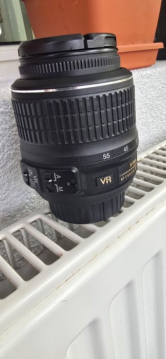 Obiectiv nikon 18-55 mm