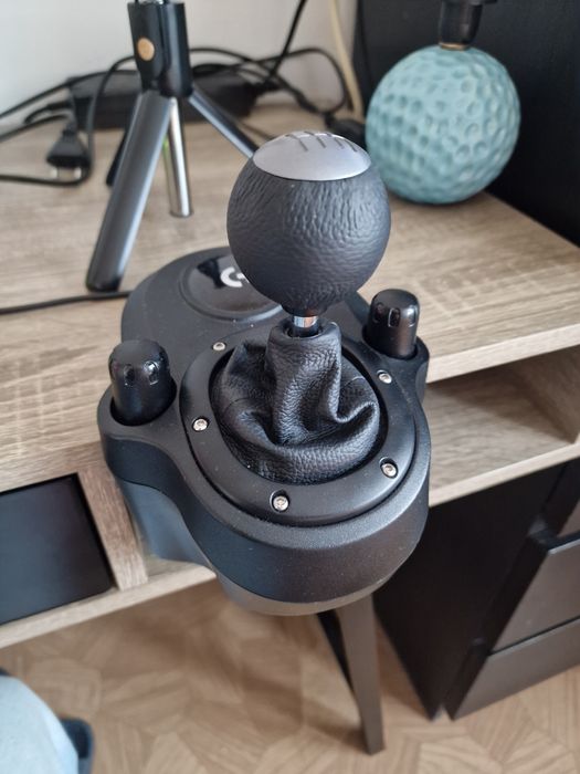 Logitech g29 car simulator