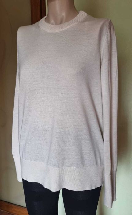 Pulover COS, lana 100%, marimea S mare (potrivit si M). bej deschis