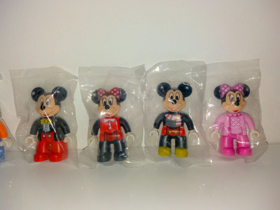 Lego Duplo - Mickey, Minnie, Daisy, Pluto si altele