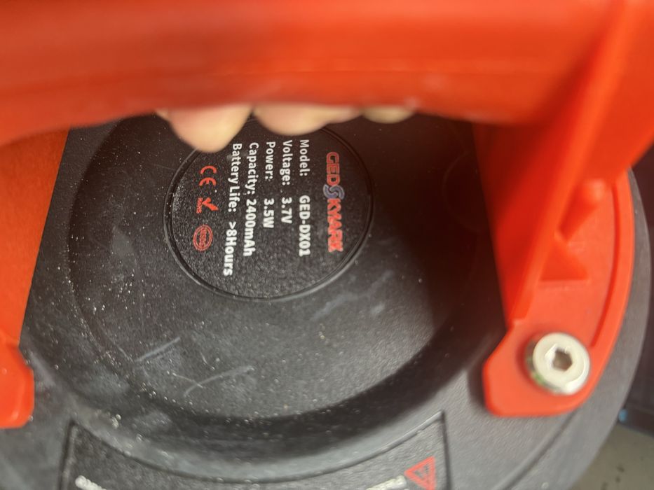 Акумулаторна вендуза за плочки