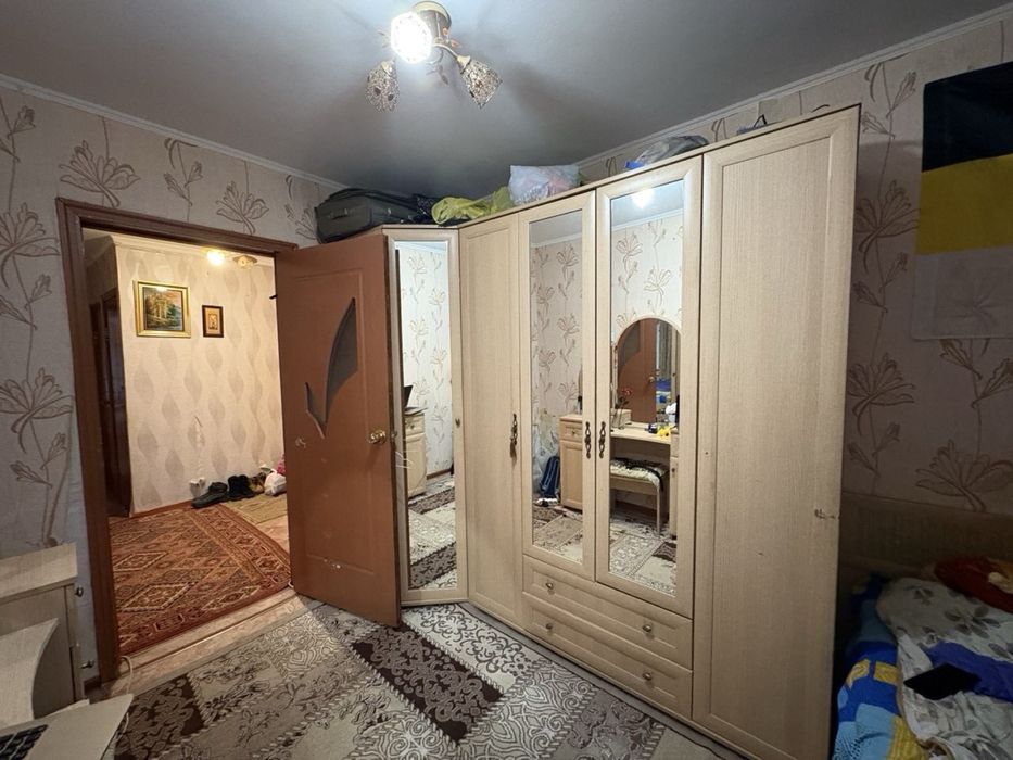 Продам 3-х комнатную в 9 мкр