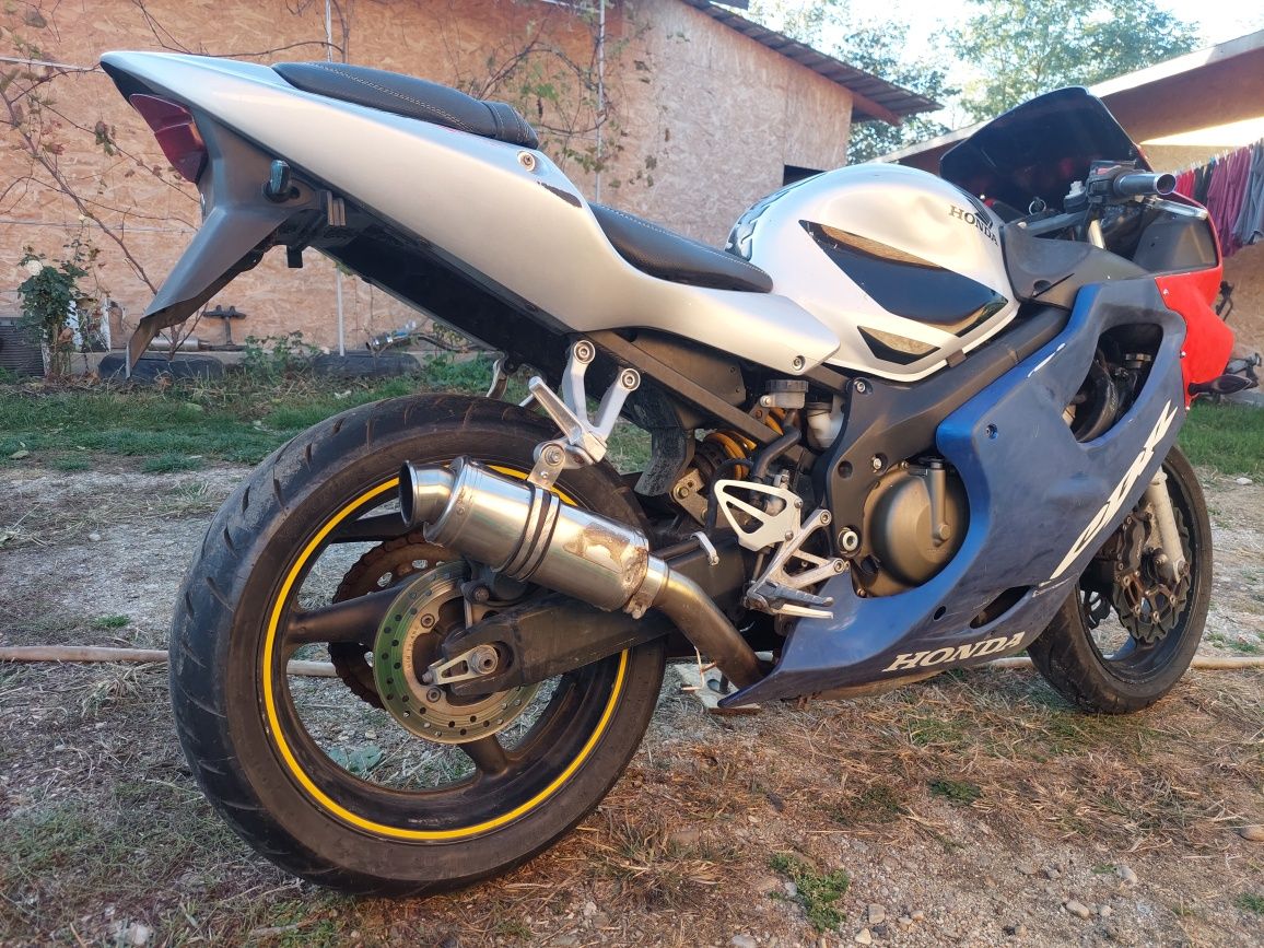 Vand Piese Honda CBR 600 F4i    2003