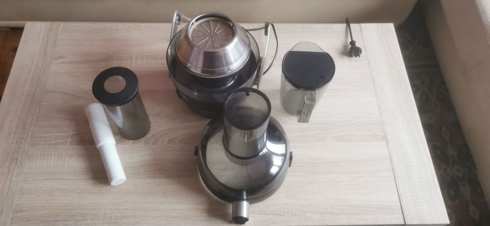 Сокоистисквачка philips HR1919