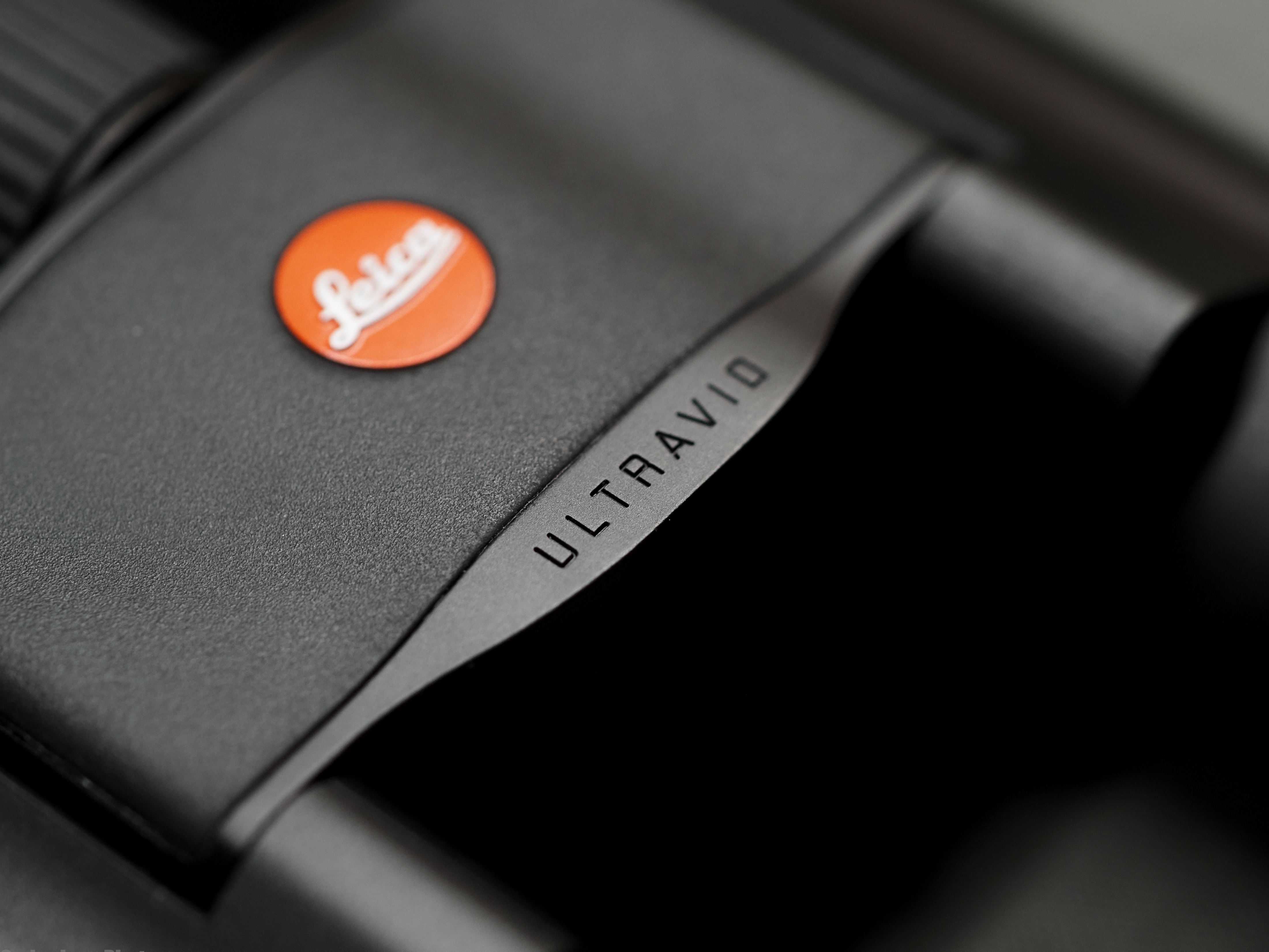 Binoclu Leica Ultravid 8x20
