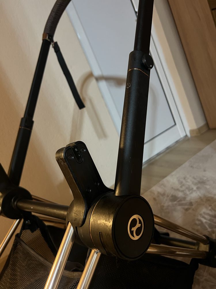 Шаси за cybex priam 3