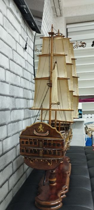 Продается коллекционные Корабли!