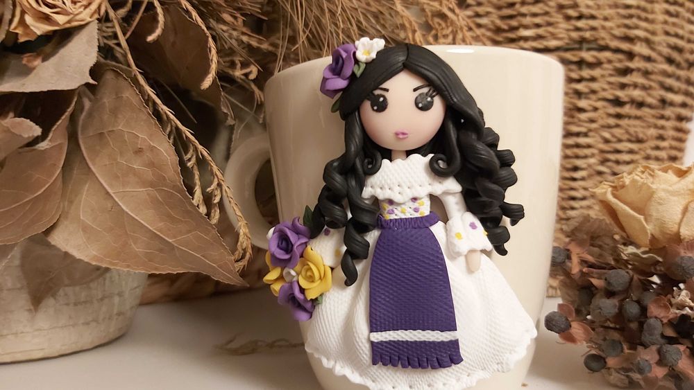 Cadou pentru fetite, bunica, sotie/iubita, cana papusa handmade