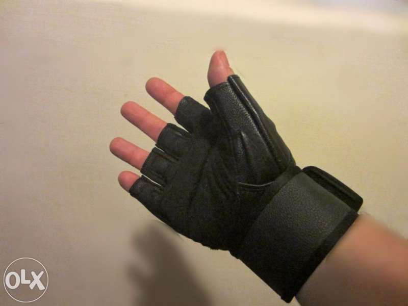 Нови кожени ръкавици за фитнес