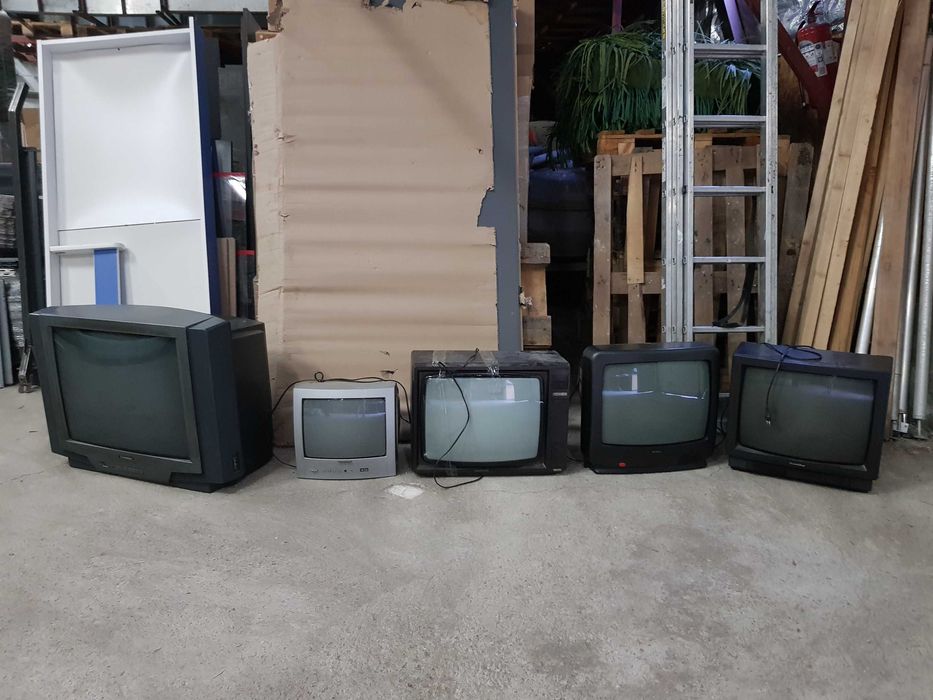 Televizor TV Romanesc Monitor Tub Catodic CRT Decor Decoratiuni Rabla