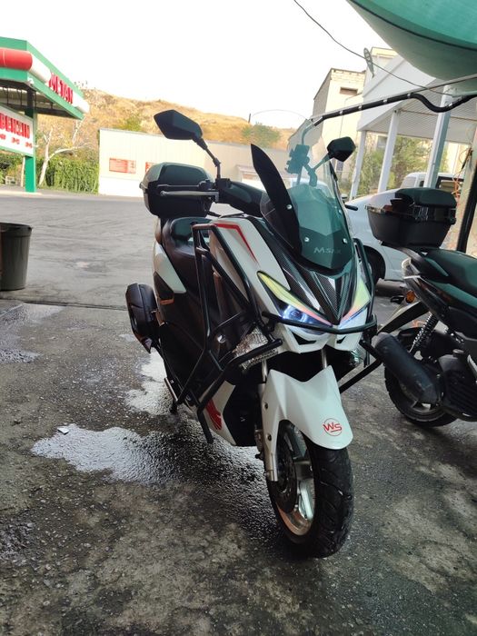 Skuter SMax 150 kub full