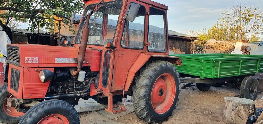 Vand urgent tractor utb u445