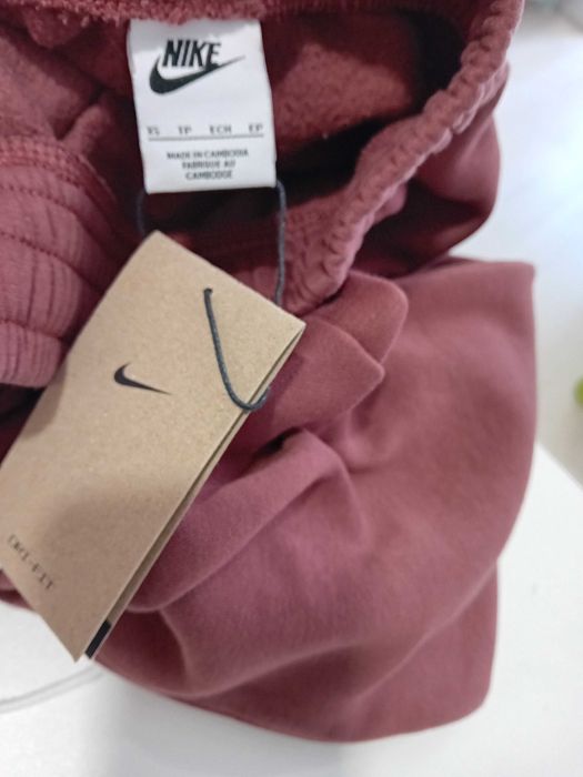 Долнище в шоколадов цвят NIKE